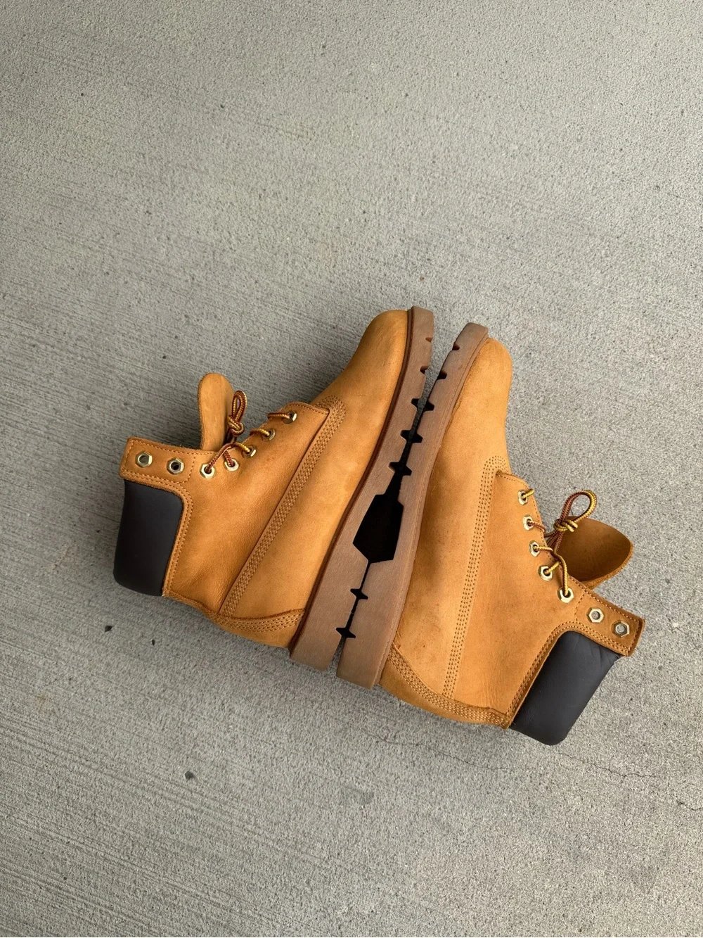 Timberland 6 Inch Premium Waterproof Boots Mens Size 7 Wheat Nubuck 18094 EUC